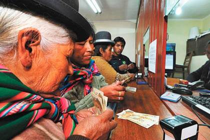 ¿Habrá incremento en la Renta Dignidad? El ministro de Economía da una contundente respuesta