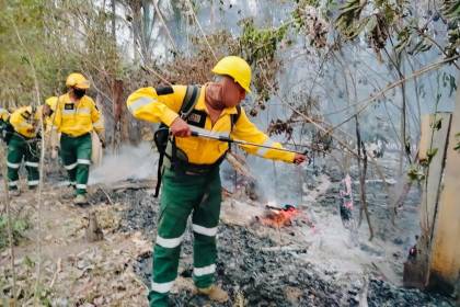 Siete de cada 10 focos de calor están en Santa Cruz; anuncian alerta “naranja” por ascenso de temperaturas