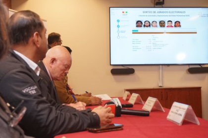 Quienes fueron jurados electorales en la primera vuelta, ¿pueden serlo en la segunda?