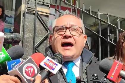 Sin presentar pruebas, abogado de Evo dice que las muertes en Llallagua fueron un “montaje” ejecutado por otros policías