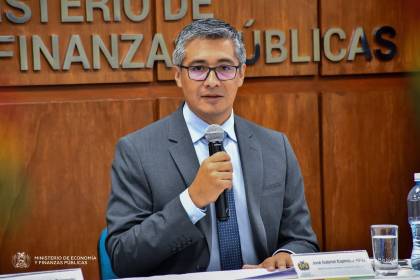 Denuncia contra Espinoza: “Hay instancias que deben dilucidar, no podemos tomar una posición” dice ministro de la Presidencia