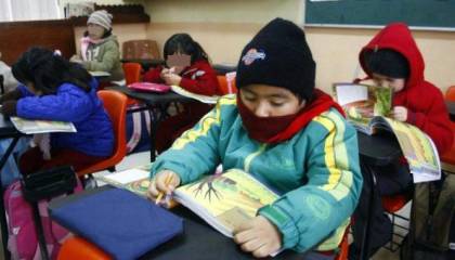 En el oriente boliviano “no amerita” dictar horario de invierno, dice viceministro de Educación