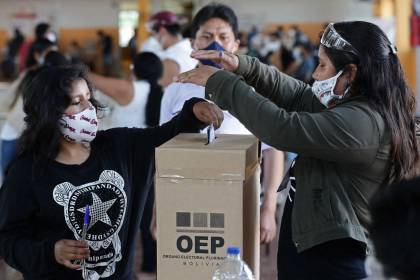 Voto en el exterior: Canciller dice que el 99% del material electoral ya fue enviado a 22 países