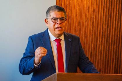 La Cámara de Comercio pide al Gobierno redactar un nuevo decreto para fijar un precio único de diésel sin IT