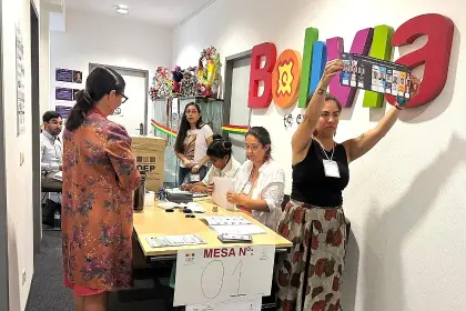 ¿Paz o Tuto, quién ganó en el exterior? Termina el cómputo de votos de las 22 naciones donde sufragaron bolivianos