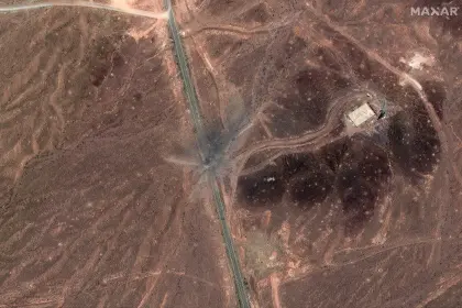 Ataque de EEUU a Irán no destruyó bases nucleares solo retrasó su programa, señalan medios 