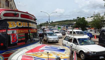 Alcaldía de Cochabamba propone reducir impuestos al transporte como alternativa para evitar el alza en los pasajes