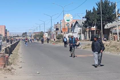 En Viacha piden diálogo urgente: “El que sufre es el ciudadano, nos estamos haciendo daño entre nosotros”