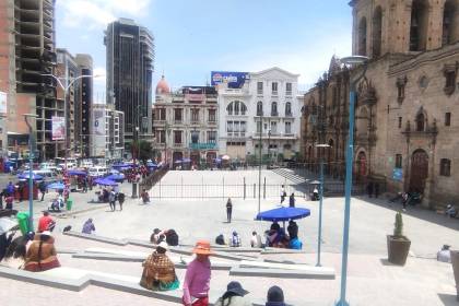 Tras el llamado de Lara, la Alcaldía de La Paz dice que las concentraciones están “prohibidas” en la plaza San Francisco