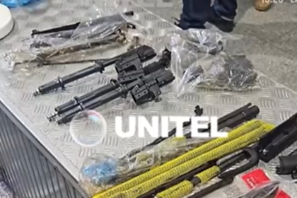 Hallan “armas de grueso calibre” en el aeropuerto Viru Viru y Fiscalía confirma aprehensión de dos personas