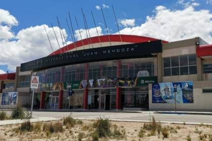 Gobierno: Aeropuertos de Oruro y Tarija recibirán vuelos internacionales por Carnaval 