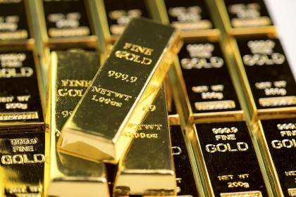 El Gobierno dispone que exportadores de oro acrediten en la banca el 80% de sus dólares para una próxima operación