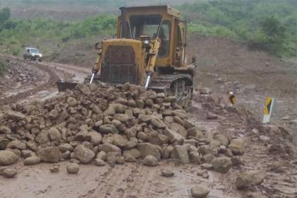 ABC reporta tres tramos “no transitables” en carreteras de Bolivia