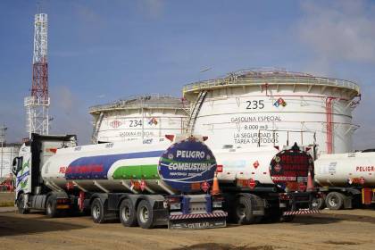 Gobierno autoriza mecanismo para suministro de combustible a instituciones de primera línea mientras duren conflictos
