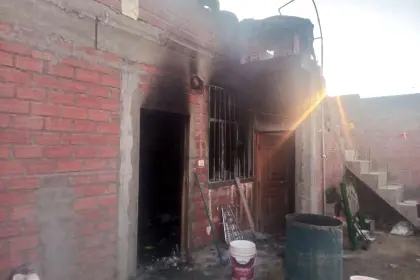 “La madre salió a beber”: Un niño de cuatro años muere carbonizado en el incendio que consumió parte de su casa 