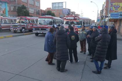 Educación determina clases a distancia en La Paz y Cochabamba ante el paro de transporte