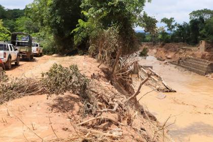 Desastre en El Torno: Hay familias por rescatar y se necesita más apoyo aéreo, señala concejal