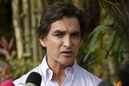 Paro de salud: Saavedra ratifica despidos inmediatos para el personal que no asista a su trabajo este jueves