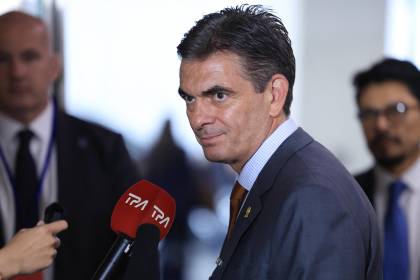 Desde EEUU, Paz plantea un modelo de desarrollo con “cooperación internacional y organizaciones que generen inversión”