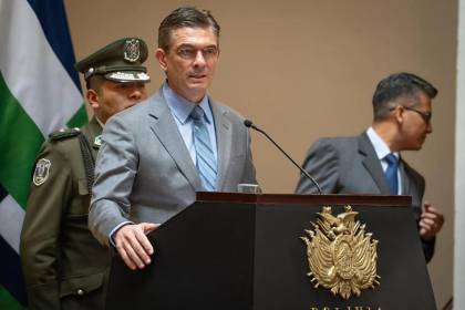 “Los conflictos políticos no son importantes”, así respondió Paz a la convocatoria de Lara para interpelar al ministro de Hidrocarburos