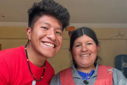 Fallece la mamá del conocido creador de contenido boliviano Jhon Parker