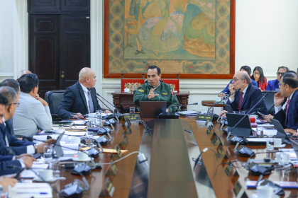 Perú convoca un Consejo de Ministros extraordinario para declarar fronteras en emergencia