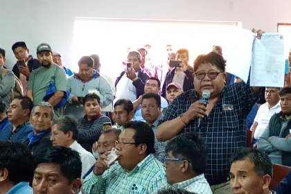 El Gobierno vuelve a convocar al diálogo a los choferes; Zamora esperará a la dirigencia la tarde de este lunes