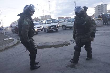 Estado de excepción: Paz instruye a la Policía y las FFAA recuperar las carreteras y el libre tránsito