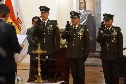 Este es el nuevo Alto Mando Policial posesionado por Paz tras la salida de Sokol