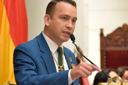 Presidente del TSJ confirma que comisión de transparencia ya está en Santa Cruz para analizar el caso Mutualista