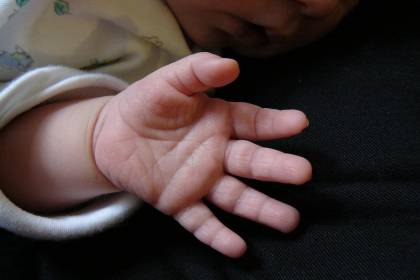 “Solo quiero que me la devuelvas”: Madre entregó su bebé a una “amiga” que ahora está desaparecida 