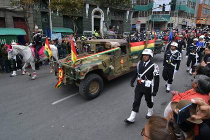 Trasladan los restos del héroe Eduardo Abaroa en la antesala al Día del Mar