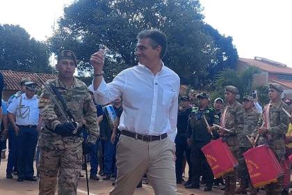 Presidente Paz arriba a San Ignacio de Velasco para sellar acuerdo con Brasil e impulsar un corredor vial en la región