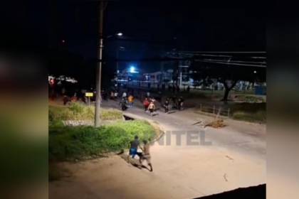 Delivery es atacado a machetazos en enfrentamiento de la Villa 1ro de Mayo