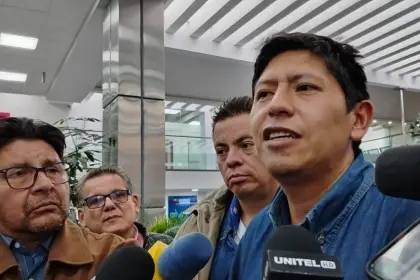 “Estamos pagando”: YPFB sale al frente de las denuncias sobre el resarcimiento y cuestiona el paro de los choferes