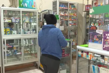 “Si nos vamos a morir de cáncer, lo haremos peleando”: la dura batalla de pacientes sin medicamentos por los bloqueos