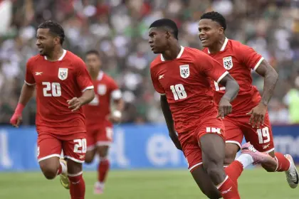 En directo: Kadir Barría abre el marcador para Panamá ante Bolivia en Tarija (0-1)