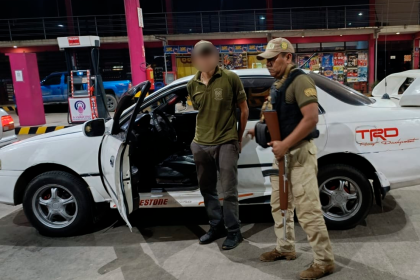 Aprehenden a un hombre que se hacía pasar por efectivo de la Felcc en Cotoca 