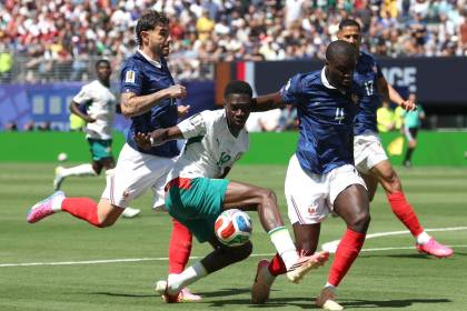 Minuto a minuto: Francia no puede doblegar a un complicado Senegal (0-0)