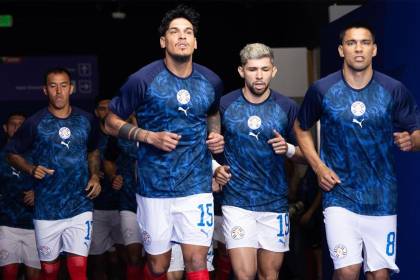 Minuto a minuto: Paraguay busca su clasificación ante Australia (0-0)