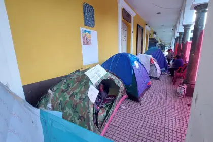 Cochabamba: Juntas Vecinales piden reponer subvención a combustibles y se suman a la huelga de hambre