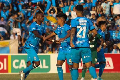 En vivo: Matías Abisab marca un golazo para darle ventaja a Blooming en Montero (2-1)
