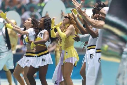 Shakira y compañía se luces con show espectacular en apertura del Mundial