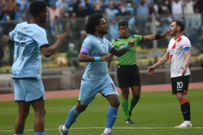 En directo: Braian Oyola marca el segundo gol de Bolívar ante Always Ready (2-0)