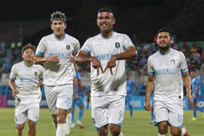 Blooming vuelve a pincharse en el torneo tras perder por goleada ante San Antonio de Bulo Bulo