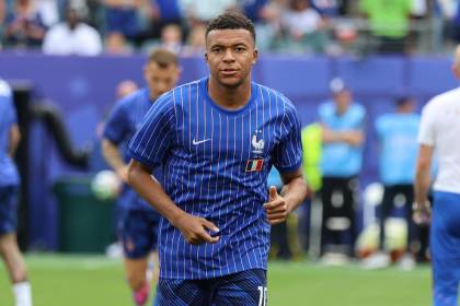 Minuto a minuto: Francia de Mbappé enfrenta a Irak en busca de la clasificación (0-0)