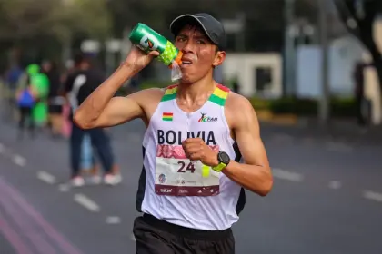 Garibay no pudo repetir triunfo y terminó séptimo en la Maratón de Ciudad de México