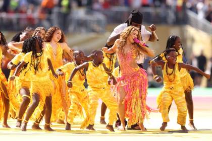 Shakira, Madona, BTS y Justin Bieber brillan en show de medio tiempo al estilo Super Bowl