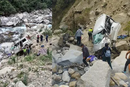 Dos niños son los únicos sobrevivientes del embarrancamiento de un minibús que dejó tres muertos en La Paz