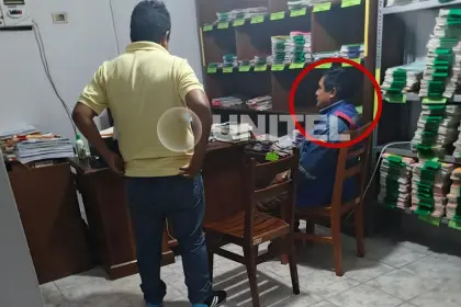 Dictan detención domiciliaria para Felipe Cáceres, el exzar antidroga de Evo Morales